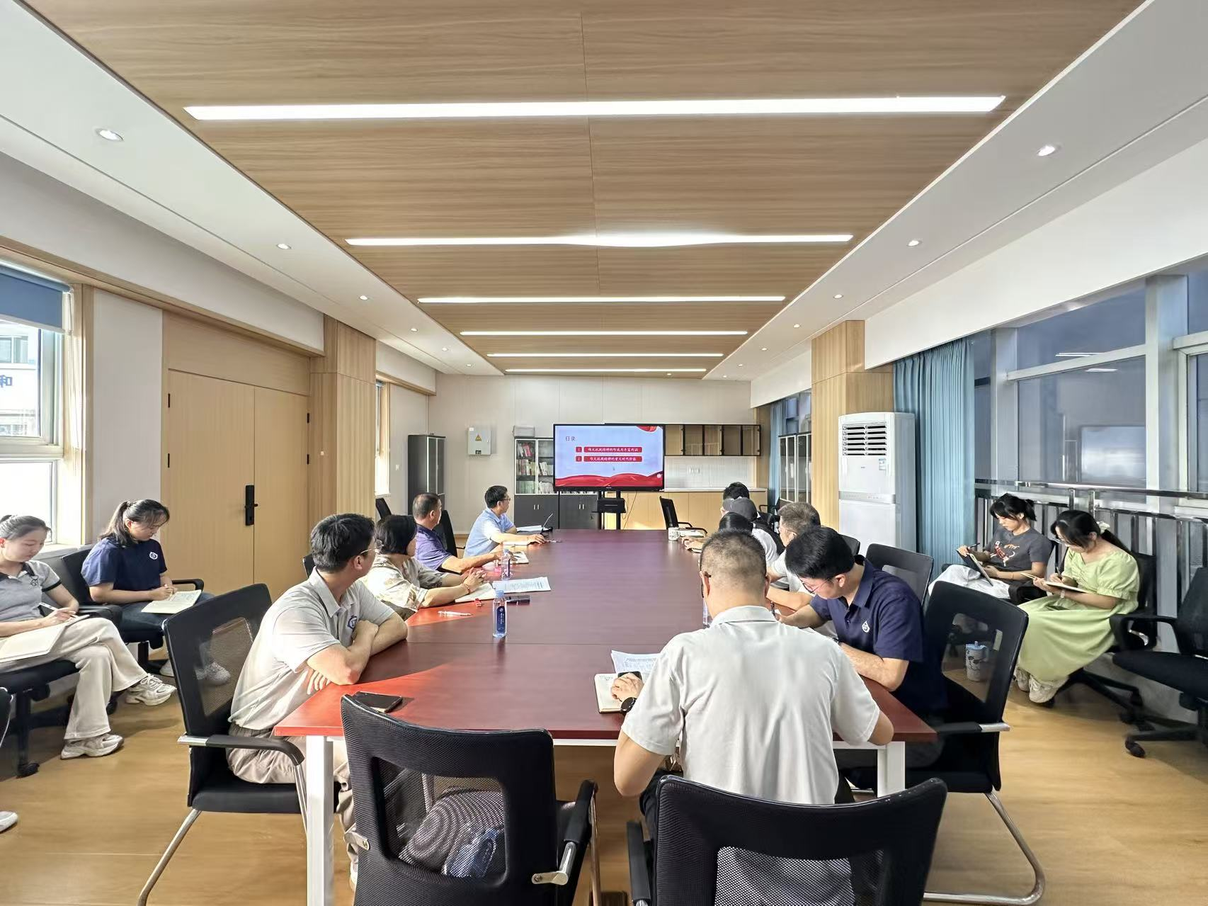 温州泵阀院直属党支部开展第三季度主题党课及9月主题党日活动