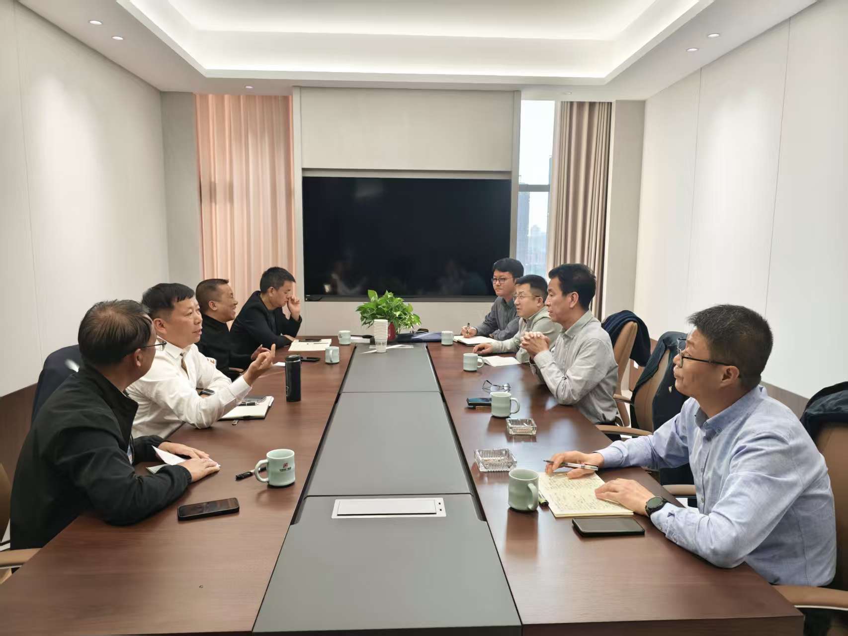 兰理工温州泵阀院参加浙江省泵阀协会走访企业活动