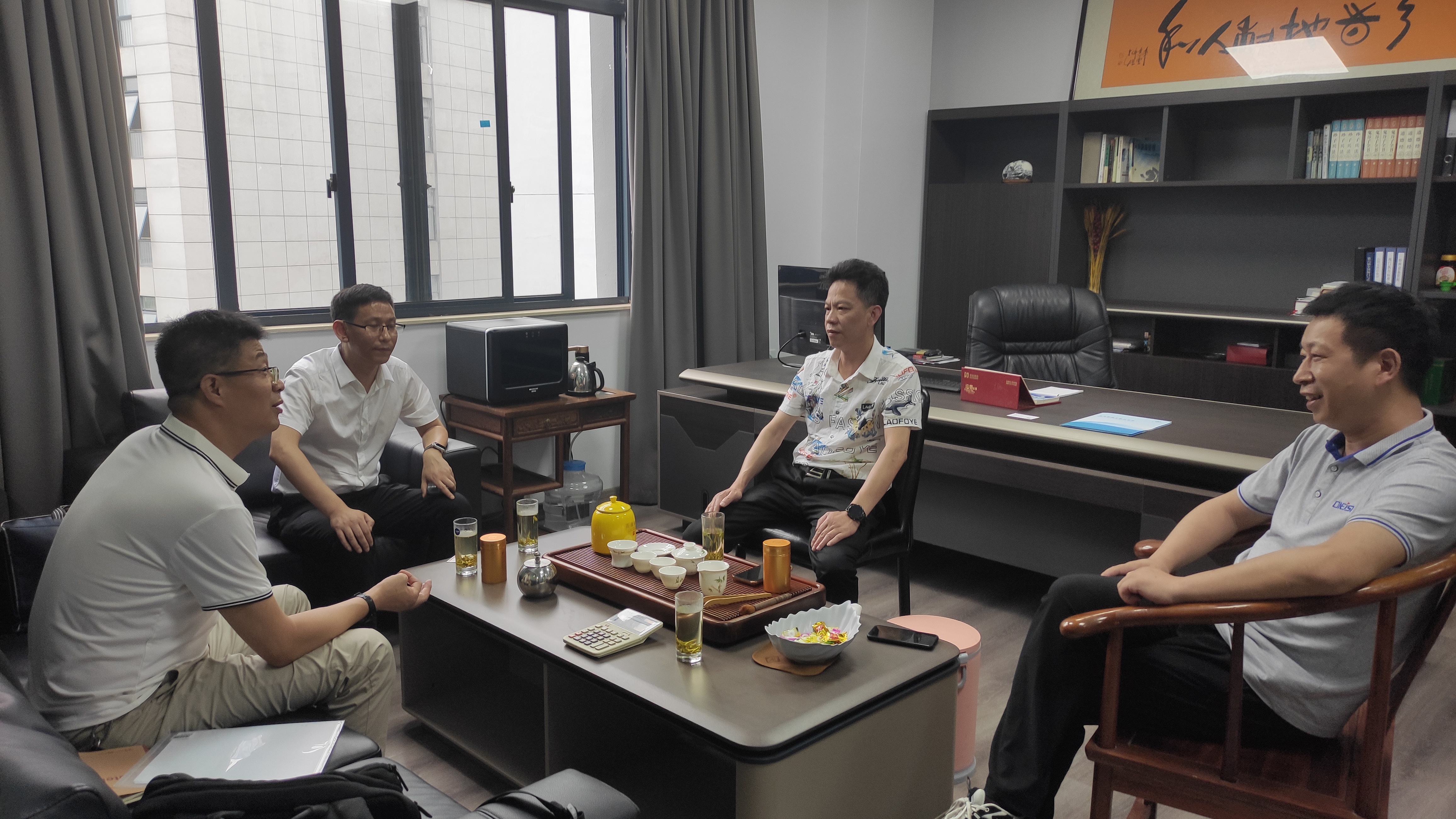 兰理工温州泵阀院赴欧尼特阀门、中孚流体机械开展合作交流