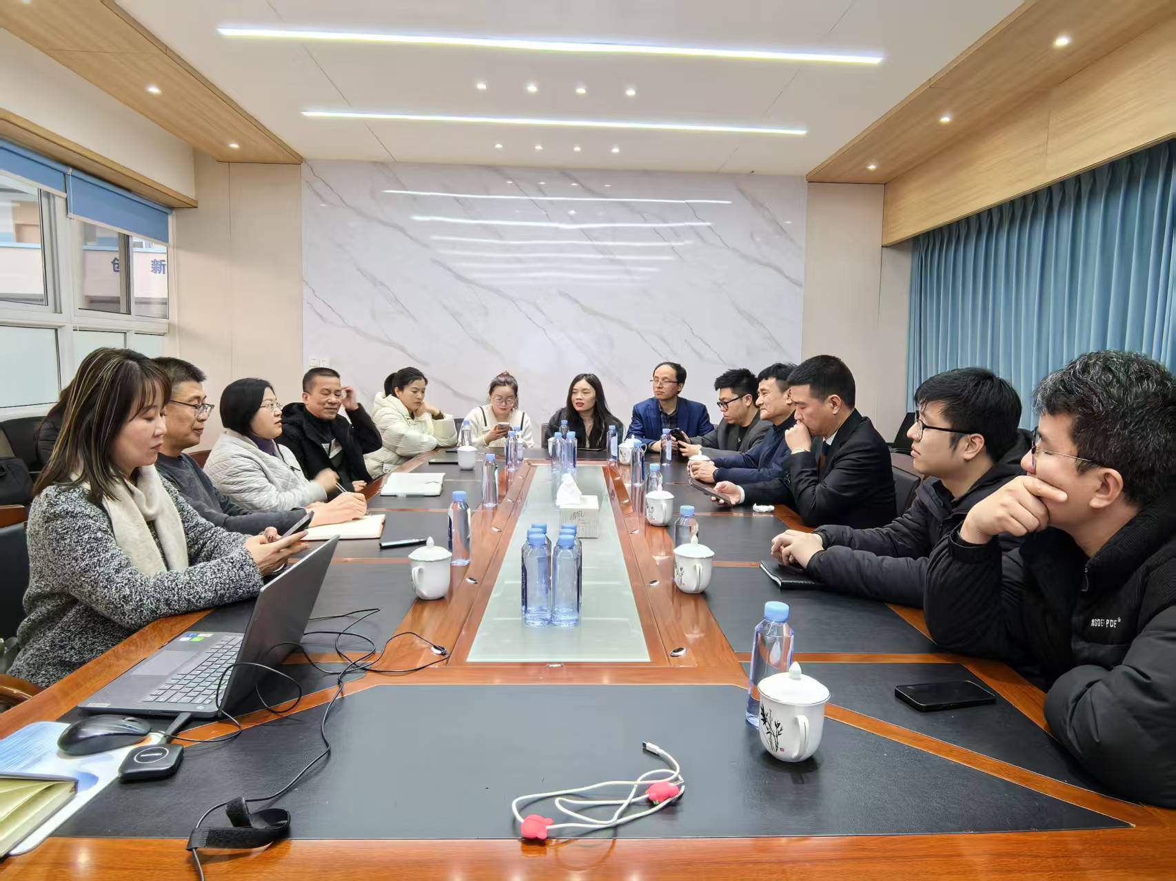 温州市泵阀工业协会赴兰理工温州泵阀院开展合作交流