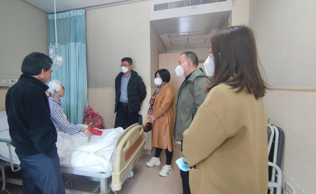 兰理工温州泵阀研究院慰问患病校友
