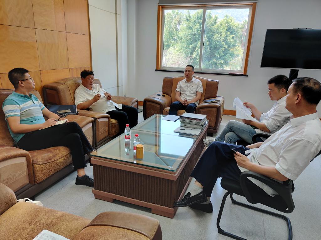 兰理工温州泵阀院赴江南阀门对接学生入企工作