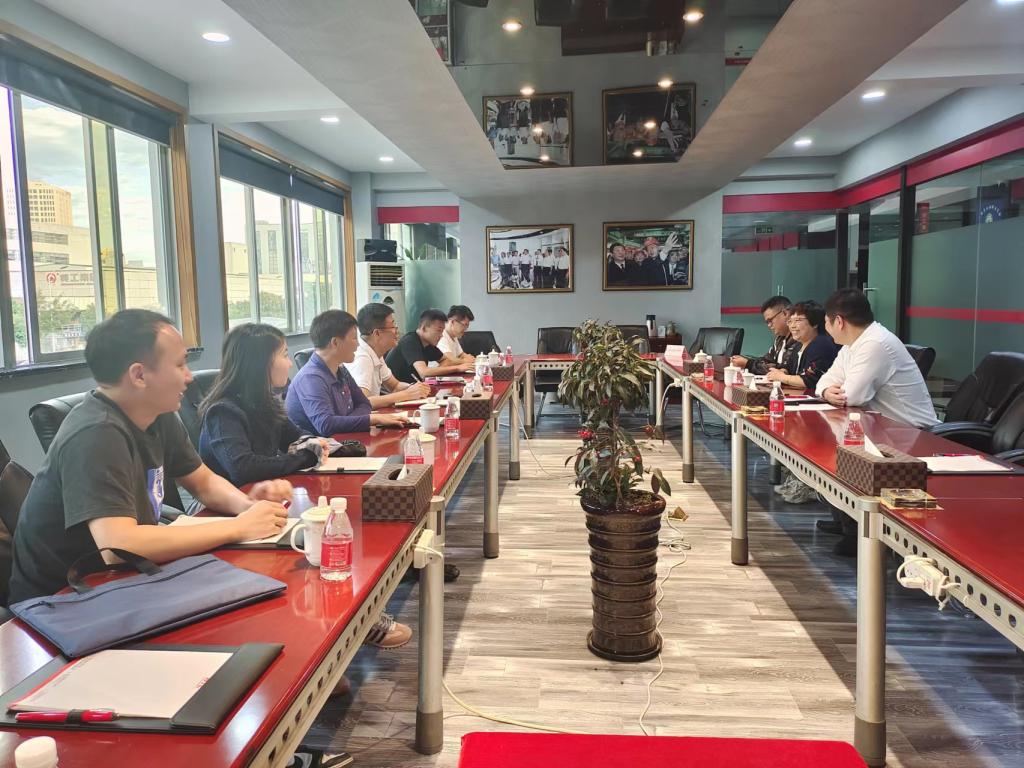 兰理工温州泵阀院赴伯特利科技对接需求并派驻学生实践