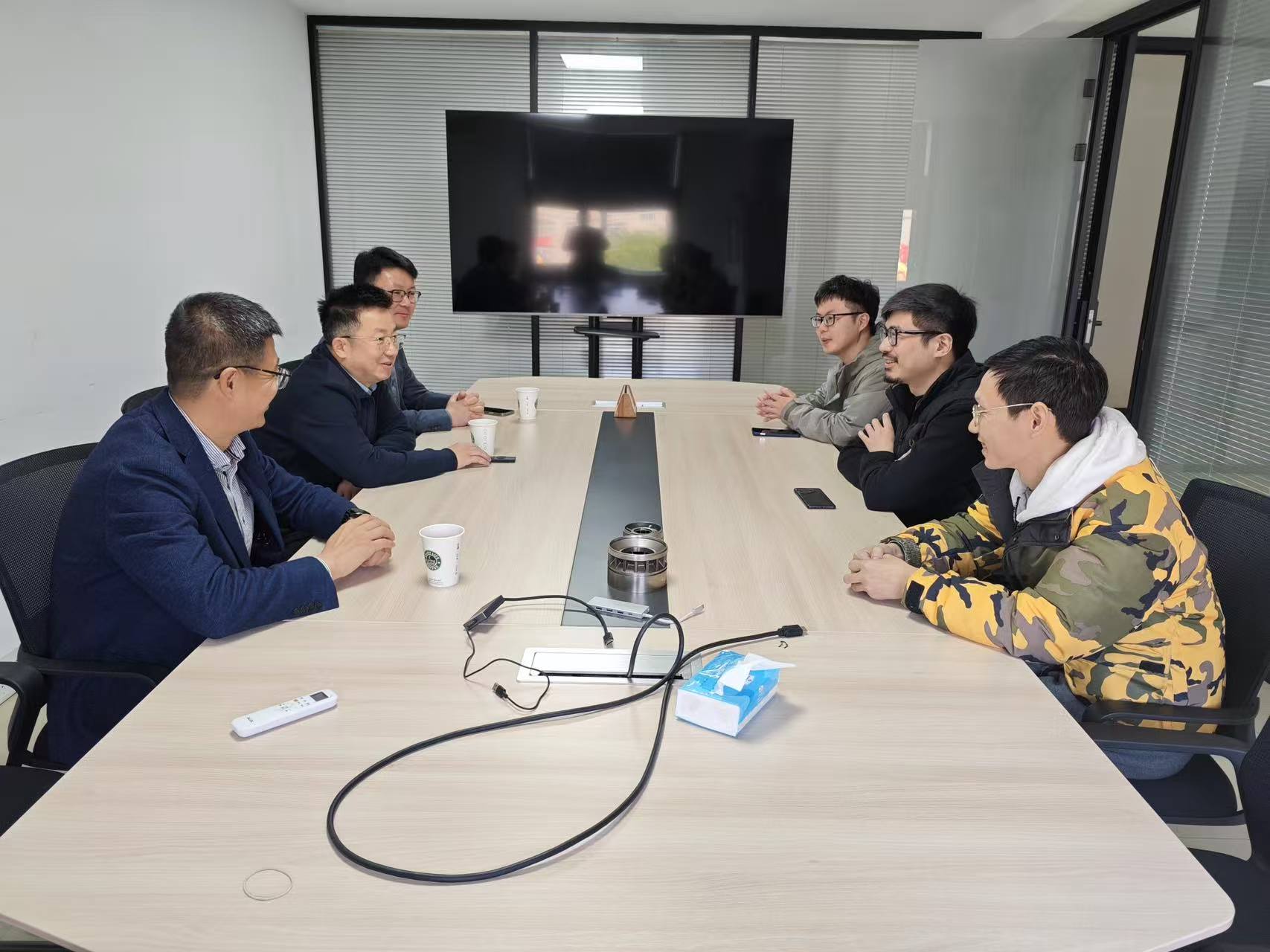 兰理工温州泵阀院赴振兴石化开展走访交流