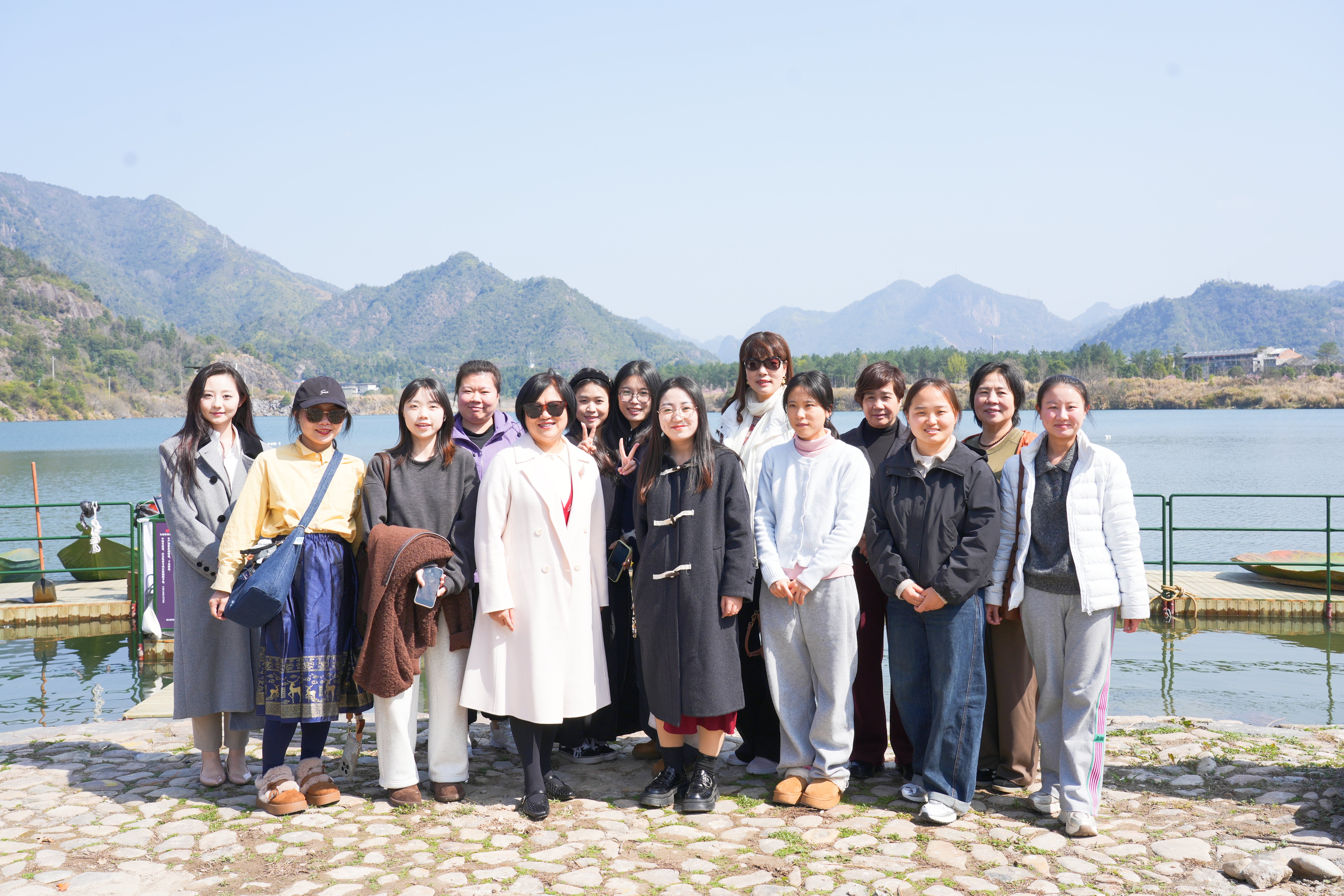 漫游楠溪寻春意 巾帼携手续新篇——兰理工温州泵阀院开展“三八”妇女节主题活动