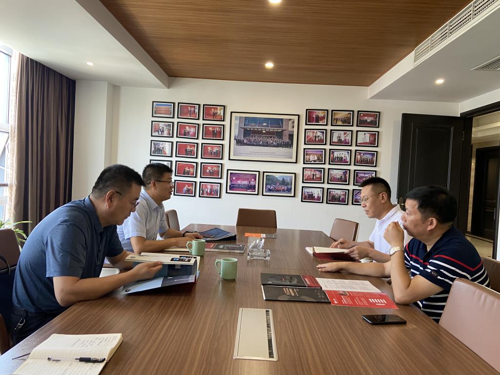 兰理工温州泵阀院与两家企业开展合作对接