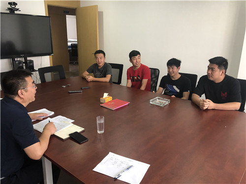 温州研究生分院召开学生座谈会