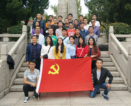 温州研究生分院组织全体研究生党员赴革命烈士纪念馆参观学习 —缅怀革命先烈，弘扬民族精神