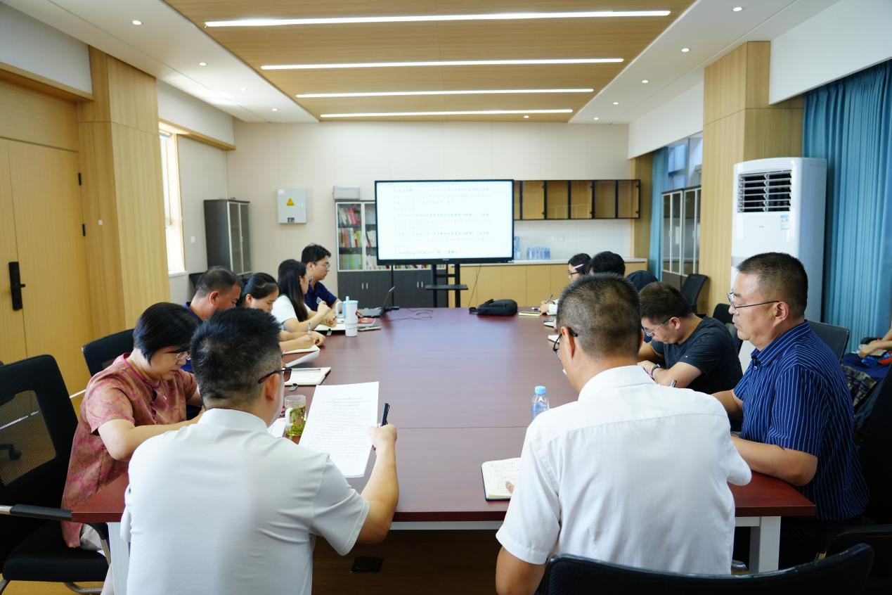 温州泵阀院直属党支部召开职工理论学习会议