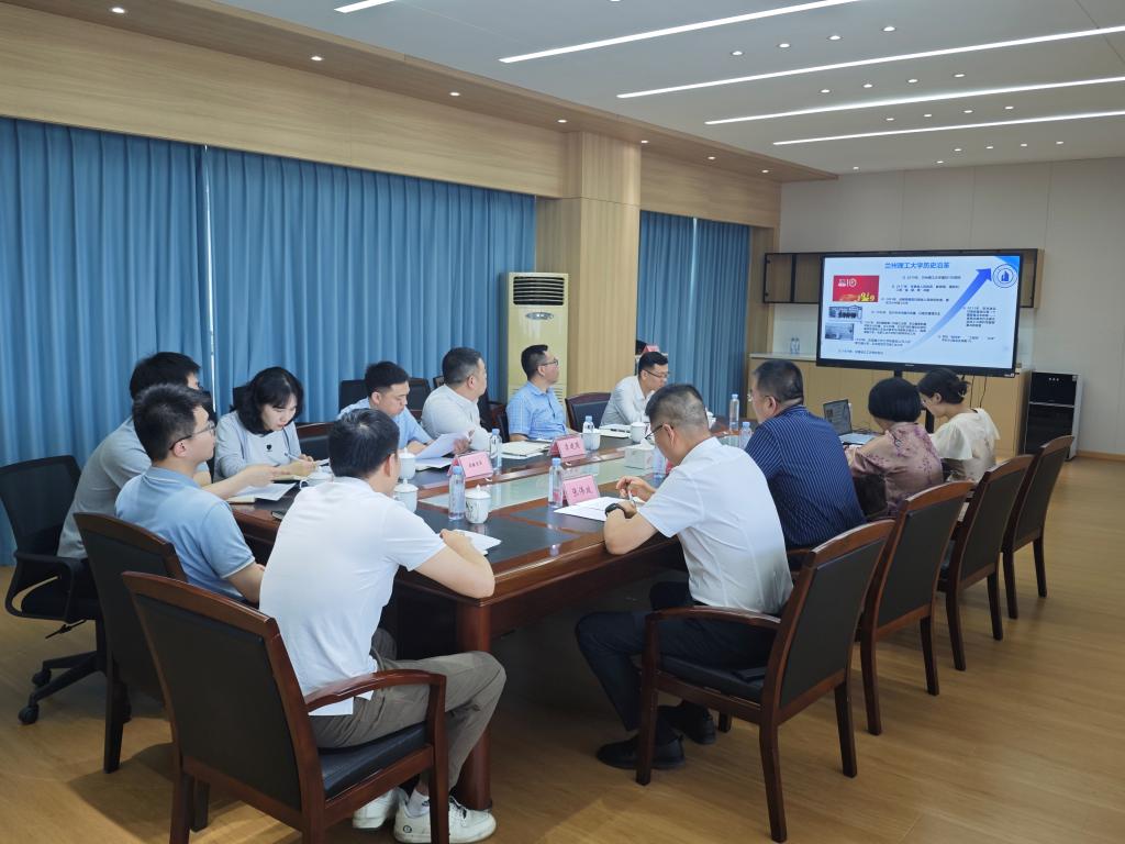 永嘉县科技局、县委组织部领导莅临兰理工温州泵阀院调研