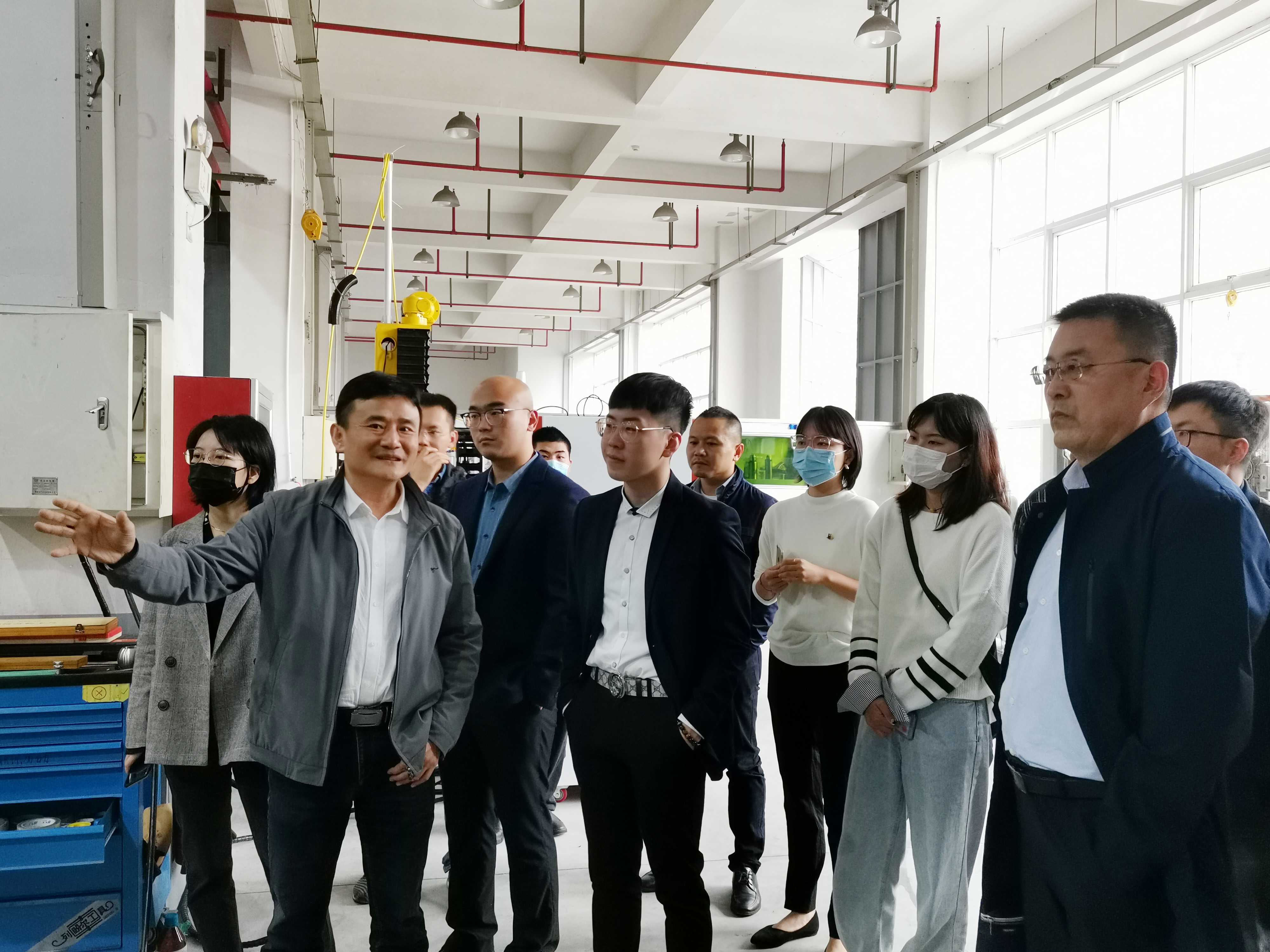 兰理工温州泵阀院赴久恒光电科技开展交流合作