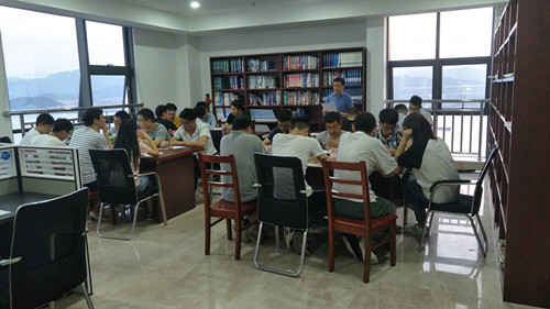 兰州理工大学温州研究生分院组织学生学习习近平总书记在纪念五四运动100周年大会上的重要讲话精神