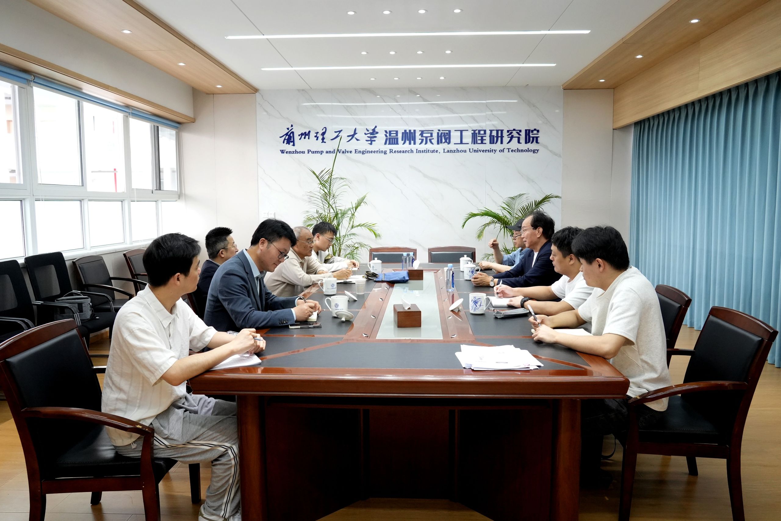 河北德林机械来兰理工温州泵阀院开展技术交流
