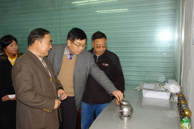 研究院“超硬耐蚀膜层在球阀球体上的应用及装置研究”项目顺利通过验收