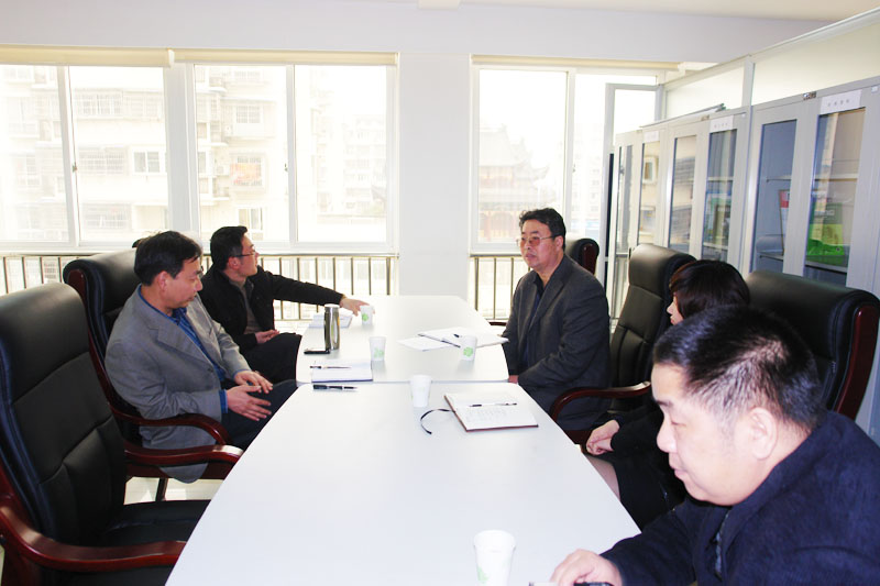 市、县领导来我院就落地建设工程进行座谈