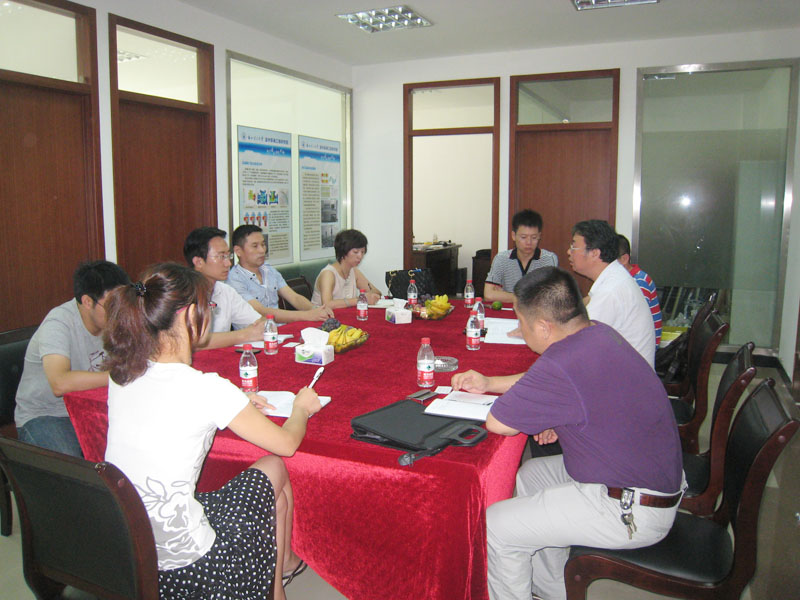 龙湾区副区长崔砺金一行莅临泵阀研究院龙湾院检查指导工作