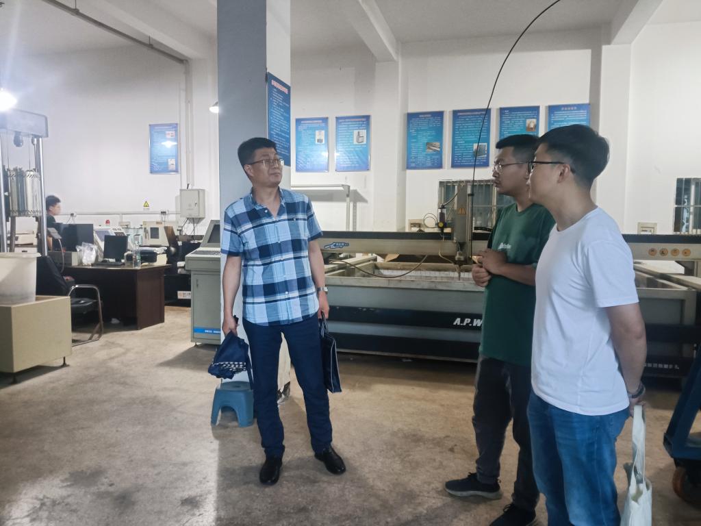 兰理工泵阀院开展端午节前安全检查